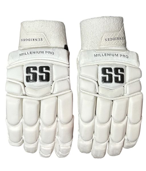 SS Millenium Pro Batting Gloves - Right Handed