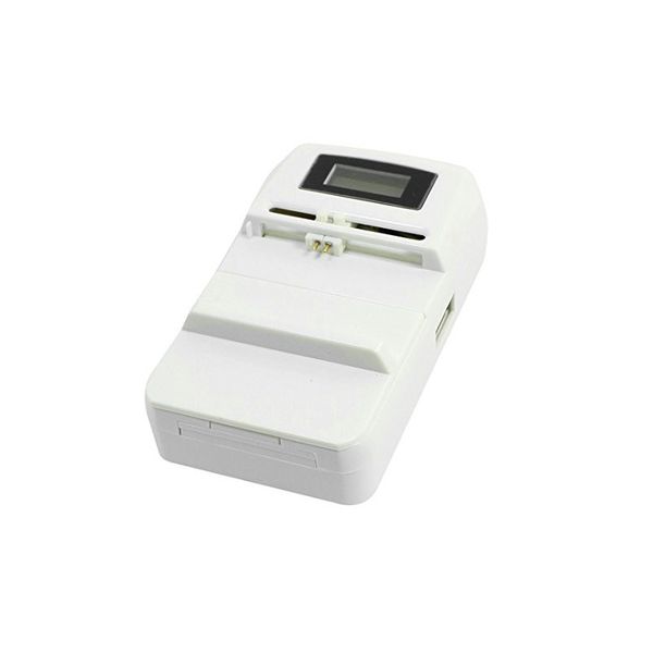Goop Universal Camera Mobile Phone Battery Charger with Lcd and Usb GD925U