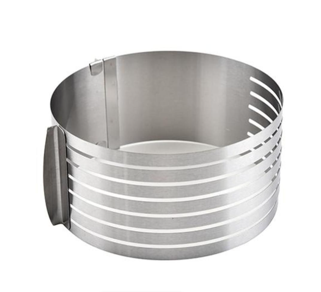 Boo Stainless Steel Cake Slicing Ring