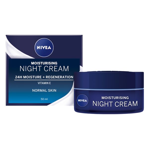 NIVEA Moisturising Night Cream, Regenerating Face Cream with Vitamin E 50ml