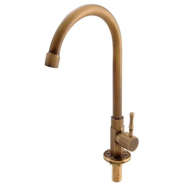 European Retro Brass Garden Tap with Water Pipe Set