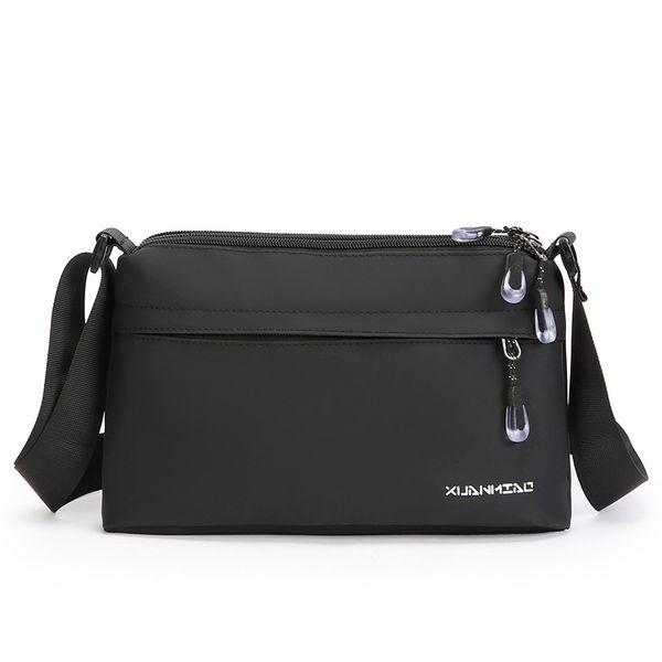 Fashionable and versatile solid color crossbody bag