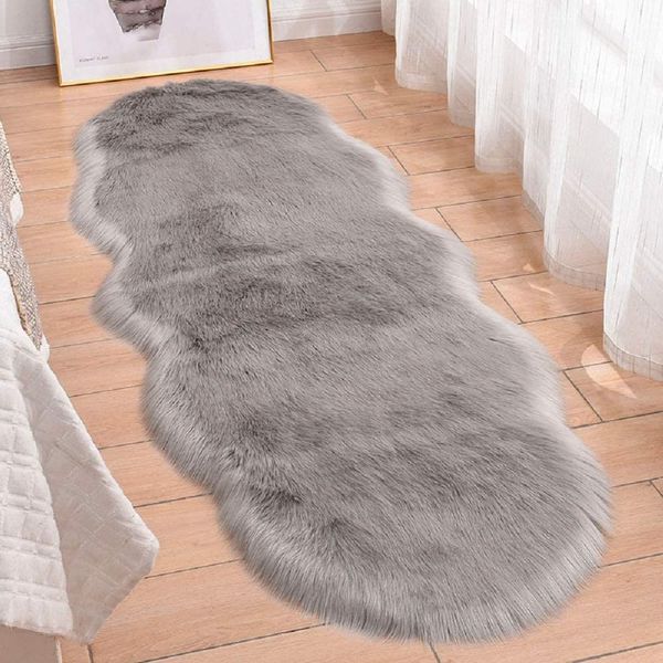 Fluffy Faux Fur Runner Rug - Carpet - 160cm x 200cm