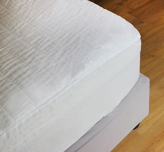 Rio Collection Quilted Mattress Protector