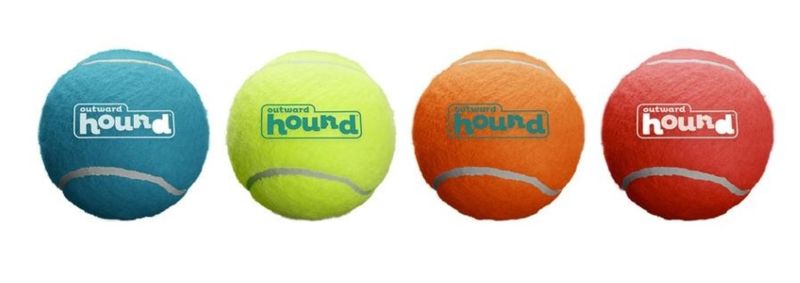Outward Hound Squeaker Ballz Small 4 pack