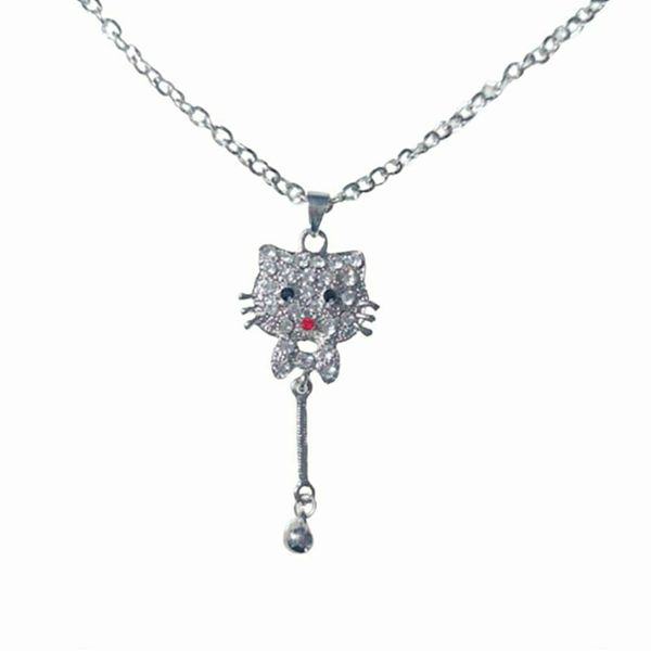 Sweater Necklace Delights: Elevate Your Look with Trendy Pendants