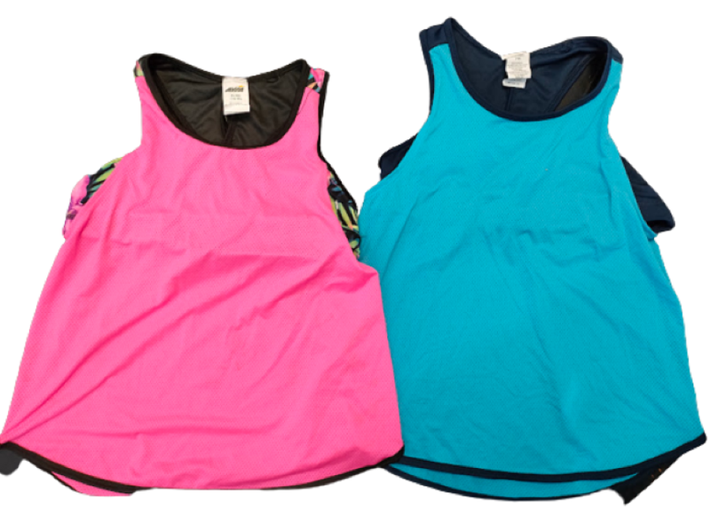 Zola A Set of 2 Crop Tops