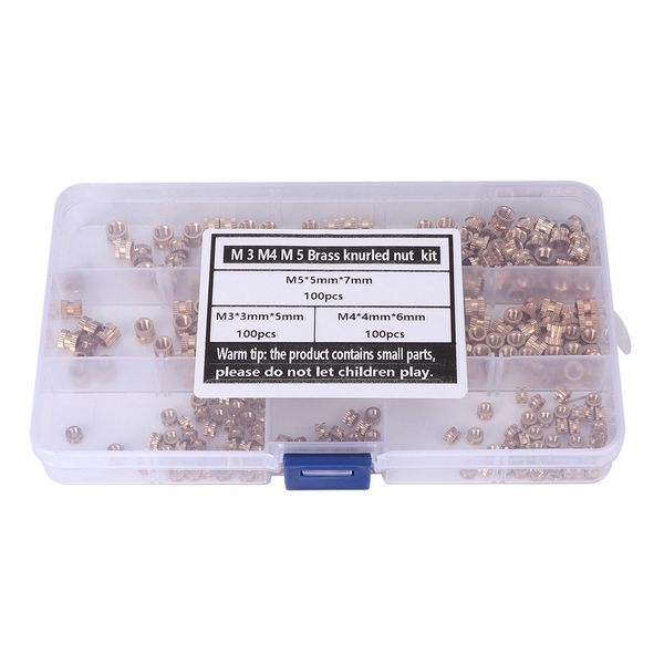 135 Pieces 4-Claw Nut Kit (Furniture)
