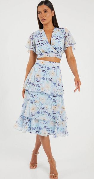 Quiz Ladies - Blue Chiffon Floral Crop Top