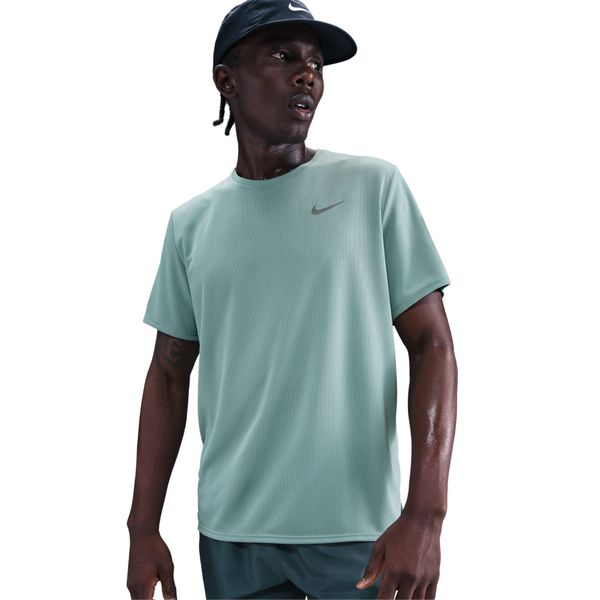Nike Men's Miler Dri-FIT UV Short-Sleeve Running T-Shirt