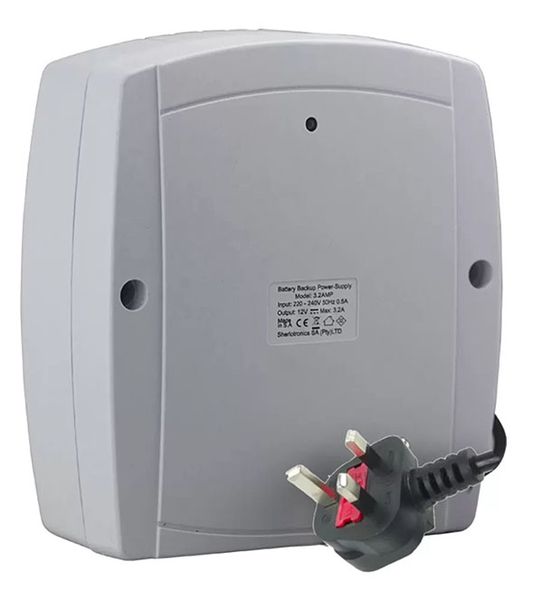 110/240V -Input power Supply &amp; Fused UK Plug