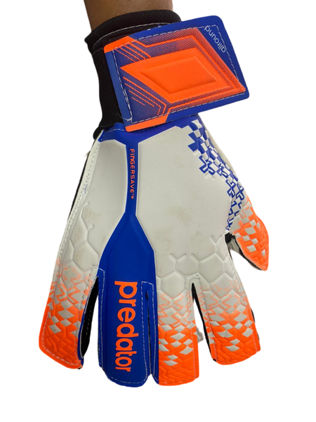 Predator Goalkeeper Gloves