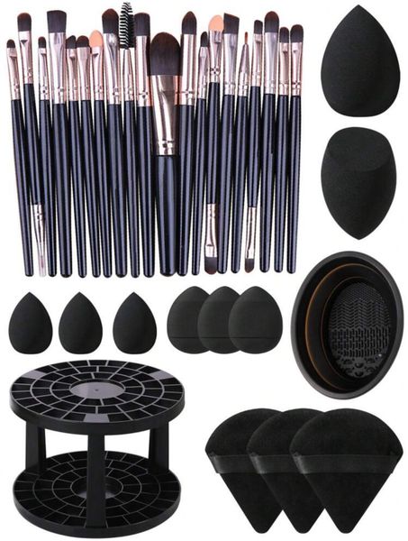 20 Piece Makeup Brush Set With Makeup Sponges &amp; Puffs
