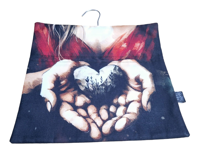 Laundry Peg Bag - Hearty Stone with Leaves in Hands