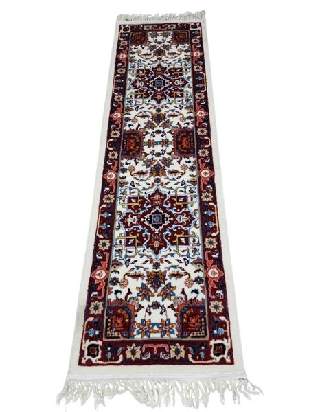 BEAUTIFUL WHITE PERSIAN MACHINE MADE 200 x 60 CM