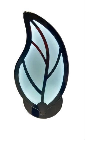 Leaf-shaped LED Wall Light - Modern Design In Metal And Acrylic (Silver)
