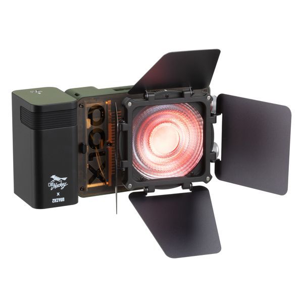 Zhiyun Molus X100 RGB COB Video Light Pro Kit