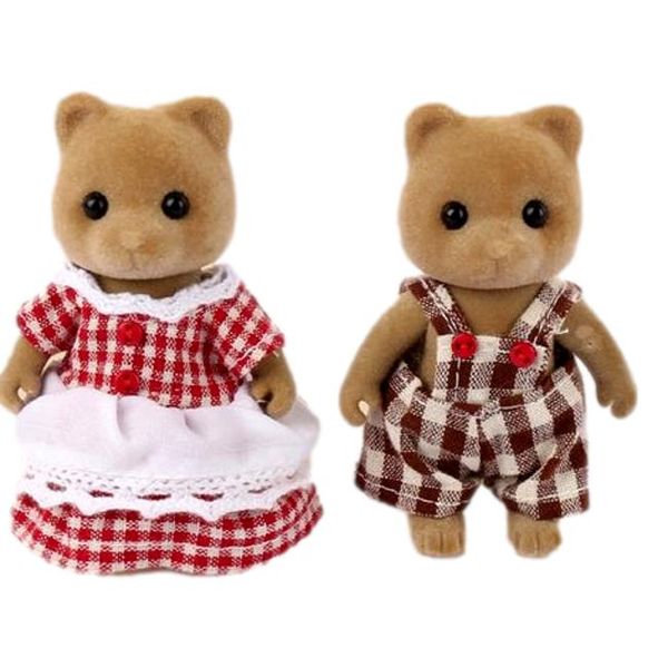 Friendly Family Brown Bear Couple