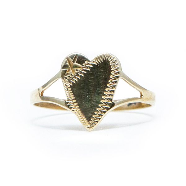 Broadway Jewellers - 9ct Yellow Gold Ladies Signet Ring - Heart