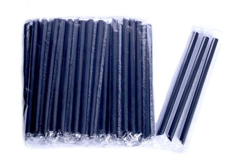 Black Plastic straws (12mm thick) -(100) pack