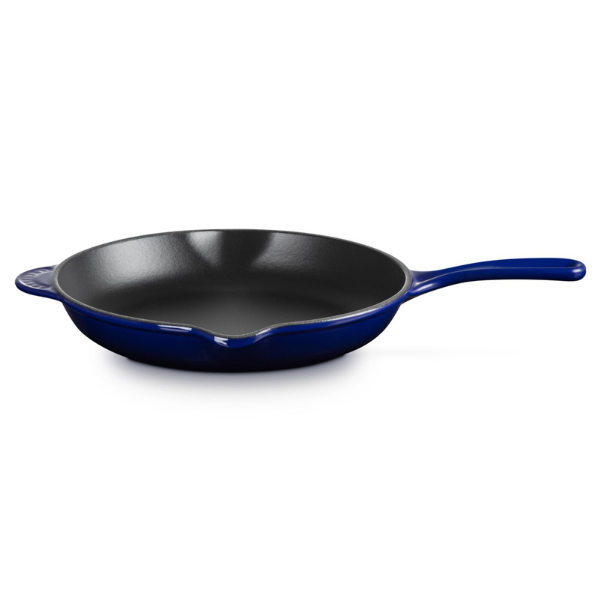 Le Creuset Classic Cast Iron Skillet - 26cm - Indigo