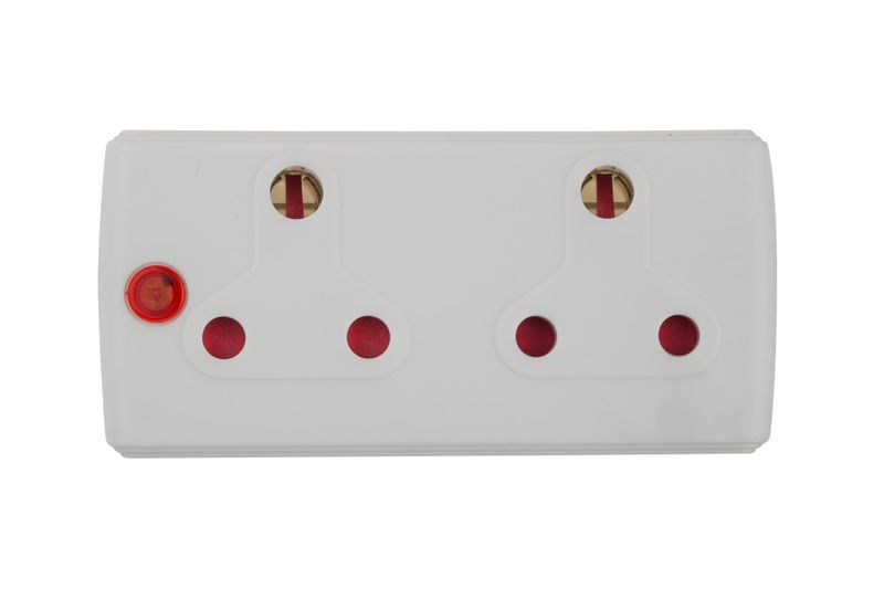 Electricmate 2x16 Amp Adaptor - White