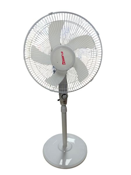 Fussion= Ft63 16" Solar Rechargeable Stand Fan