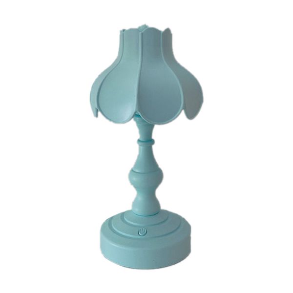 Desk Lamp Retro Lotus Leaf Ingenious Lovely 3 Light Sources for Bedroom