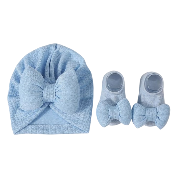 Stylish Turban Hat with Short Tube Socks Set