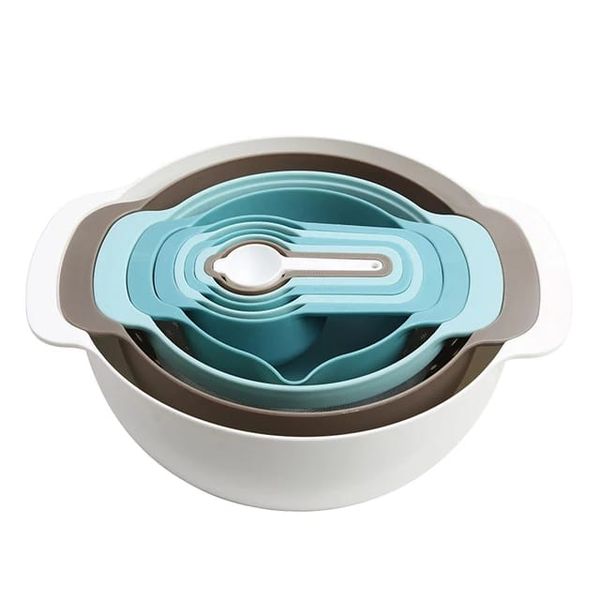 Plastic Mixing Bowls Measuring Cups Spoons and Sieve Baking Tools Set