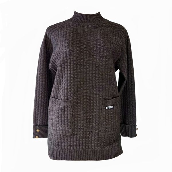 Knit Pattern Jersey with Front Pockets and Side Slits