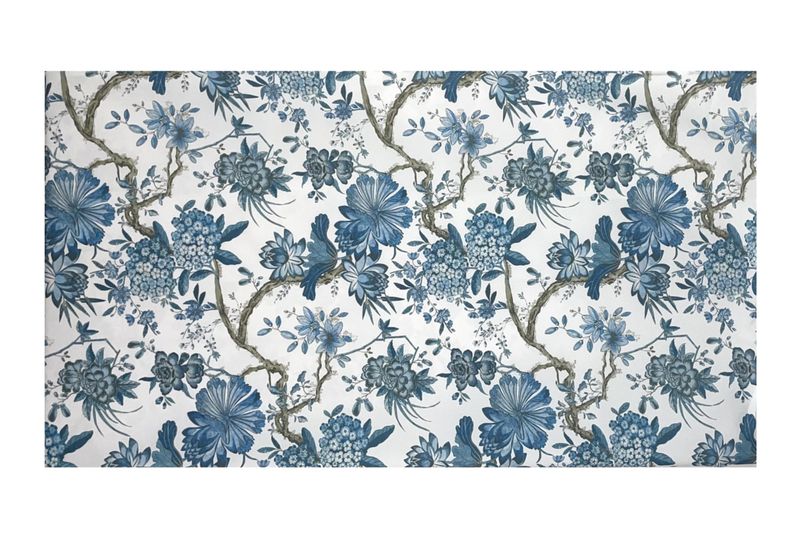 English Garden with white background Tablecloth