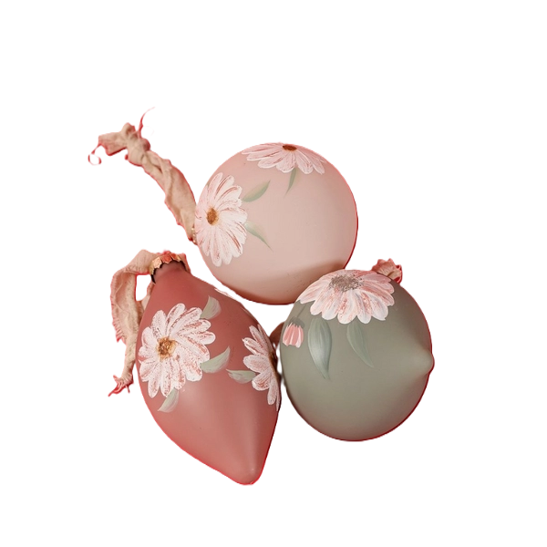 Kitro 3 Pack Hanging Floral Painted Baubles