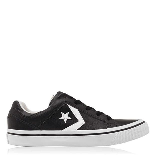 black trainers junior 5.5