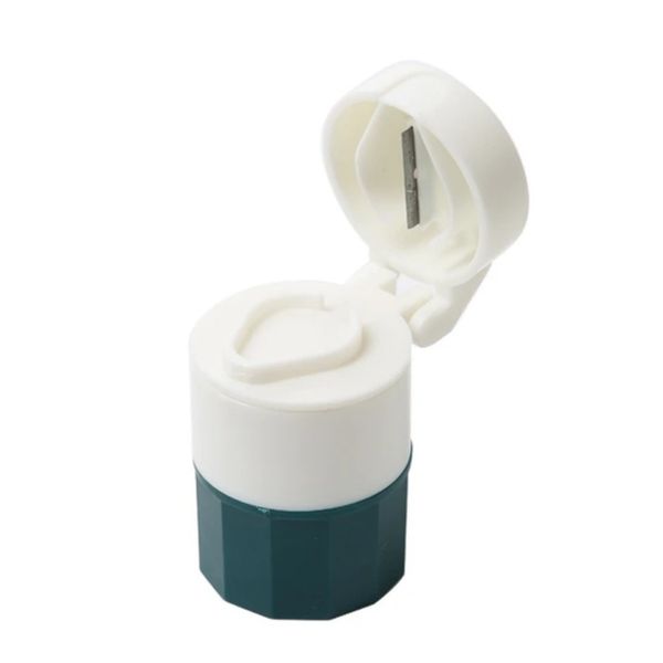 4 Layer Pill Medicine Crusher