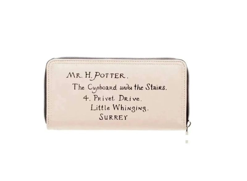 Harry Potter Hogwarts Cupboard Under The Stairs Premium Zip Purse