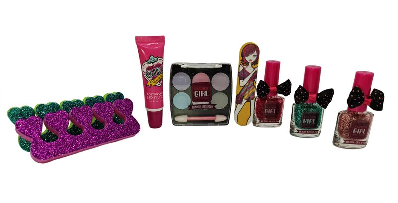Charm Collection Children's Fun Makeup &amp; Beauty Set