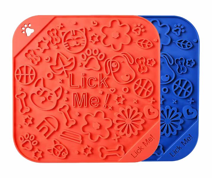 2 Pcs Licky Mats for Dogs Dog Slow Feeding Lick Mats - Red &amp; Blue