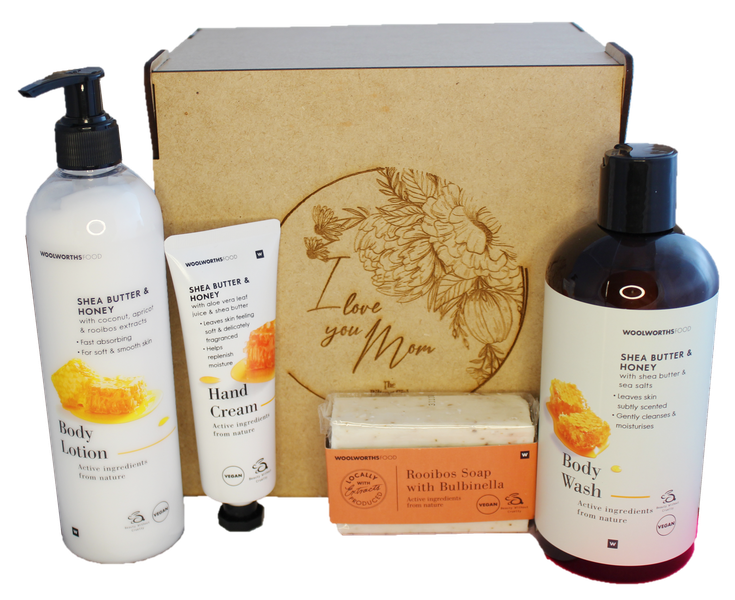 I Love you Mom Wooden Gift Box with Pamper Products.