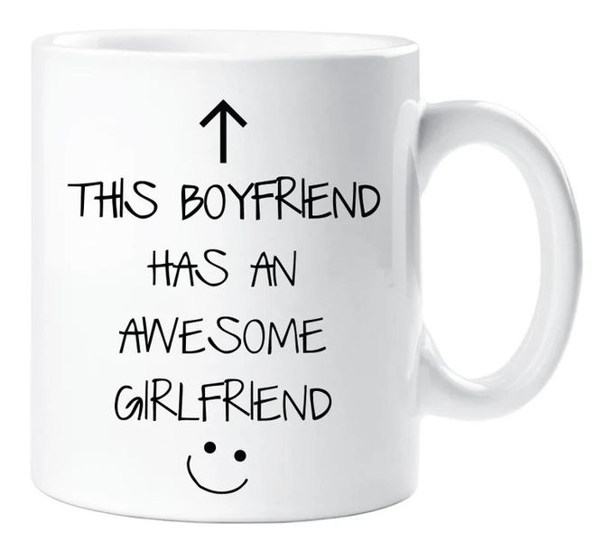 This Girlfriend Has An Awesome Boyfriend Anniversary Valentine Gift Mug