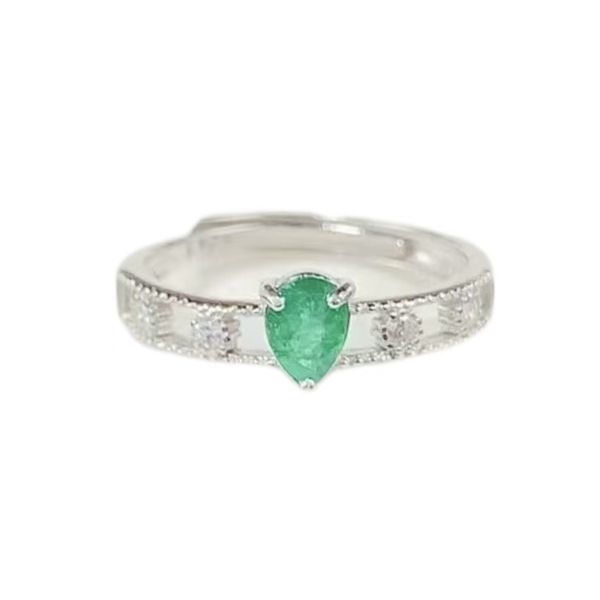 Teardrop Emerald Ring - Exquisite Women's Jewelry