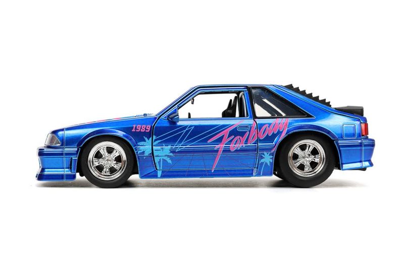 Jada - 31379 I Love The 80'S - 1989 Ford Mustang GT - 1:24 Diecast Car