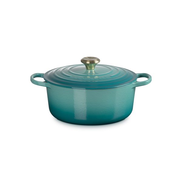 Le Creuset Cast Iron Signature Round Casserole with Light Gold Knob - 26cm