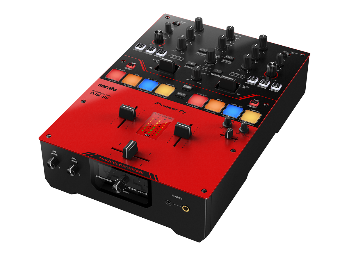 pioneer dj mixer with sampler