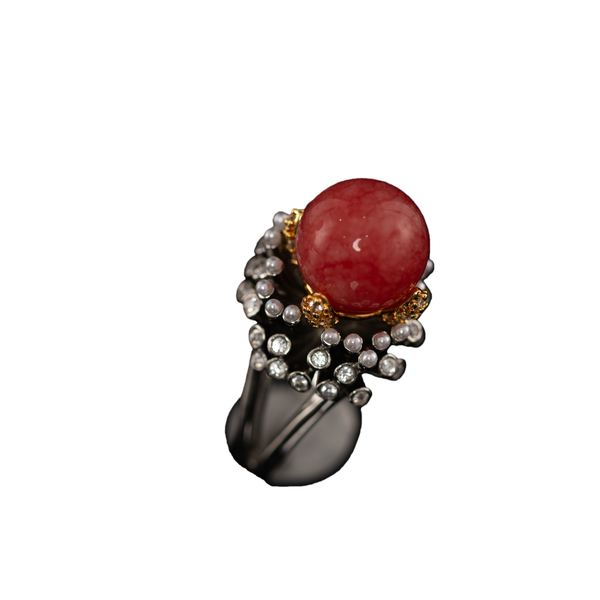 Antique Copper Alloy Ring with a Vintage Palace Style