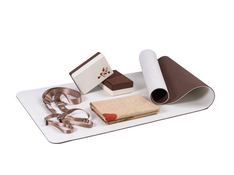 Bloom Begonia Yoga Set - White/Brown