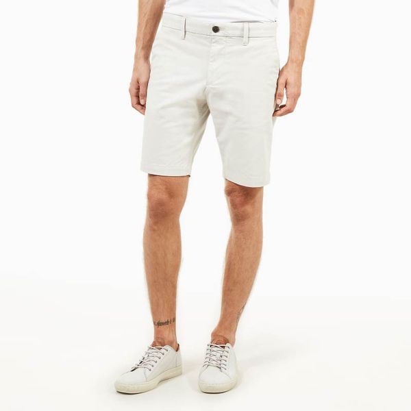 Squam Lake Stretch Twill Chino Short in Off White