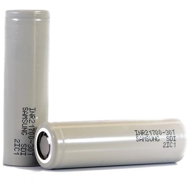 Samsung 30T 21700 3000mAh 35A Battery - 2 Pack + Dual Battery Case