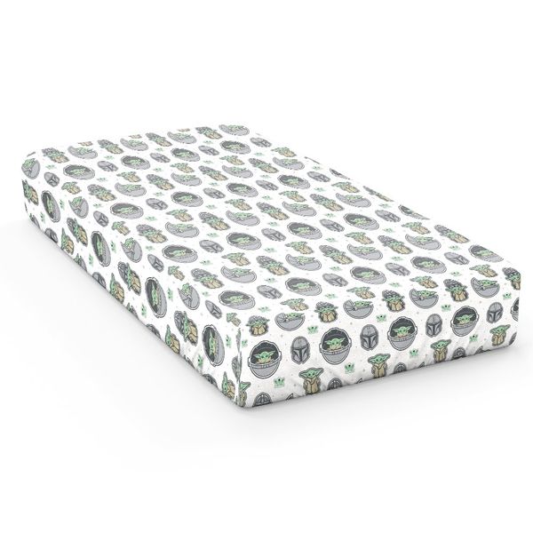 Mandalorian - The Cutest Bounty 2pc Set of Fitted Sheets