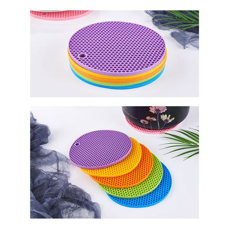 Multicolor Round Heat Resistant Silicone Hot Mat, Size: 17.5cm X